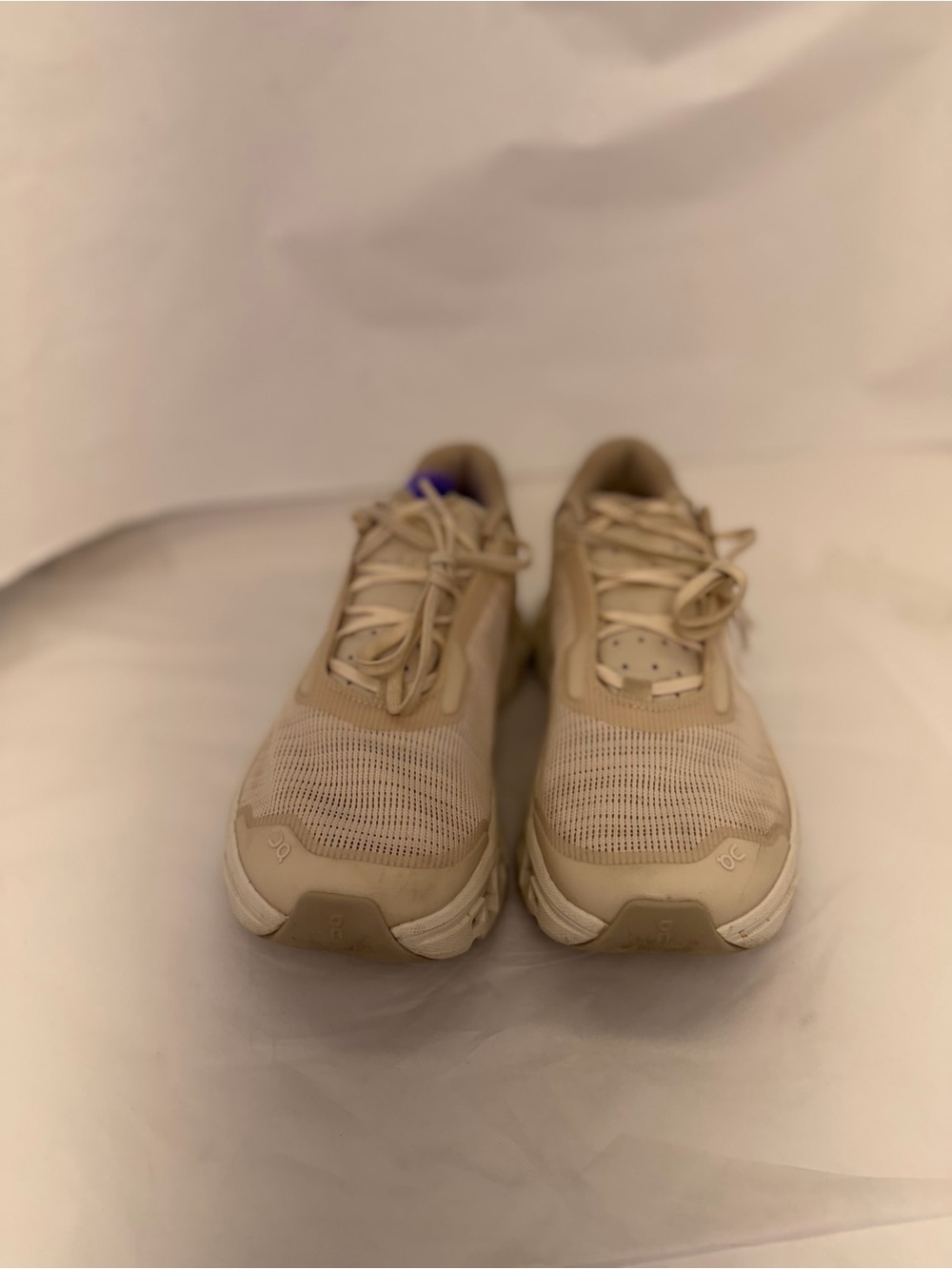 On Cloudmonster Void Sneaker in Dew & Ivory lace-up - Picture 5 of 7